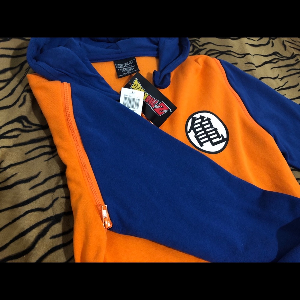 Hot Topic Dragon Ball Z sweater Size XS